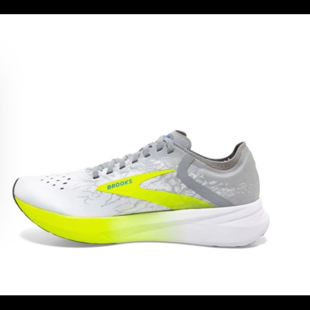 Brooks Hyperion elite Carbon plate racing shoe- brand new never worn